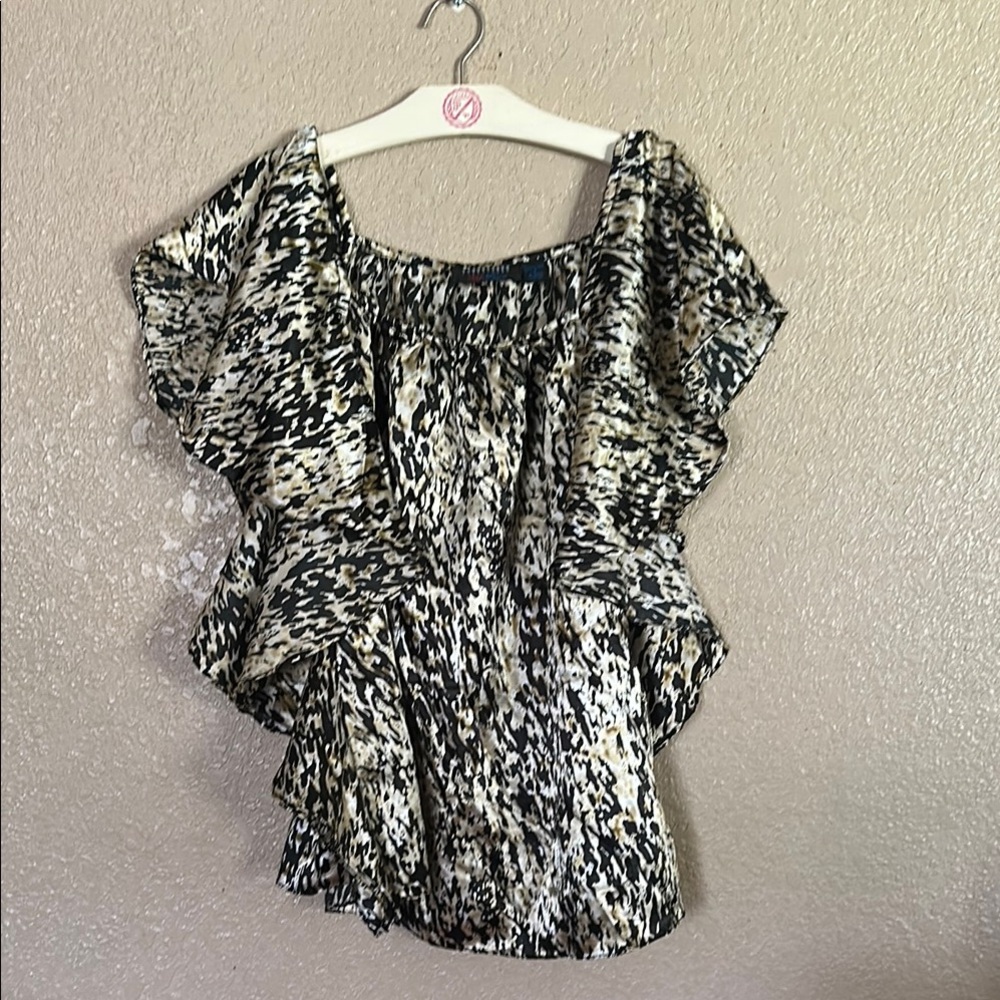 Women's Black and White Ruffle Top
